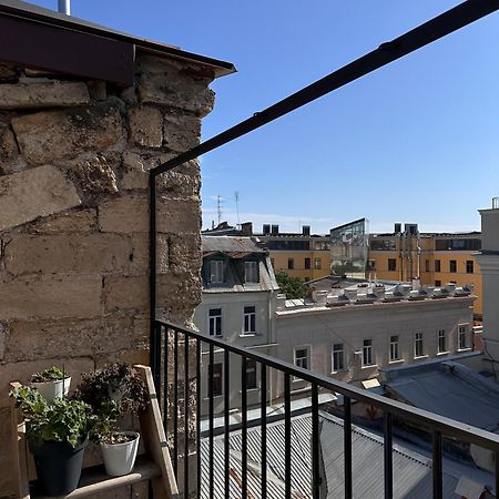 White Door Apartments Heart Of Odessa 1 Exterior foto